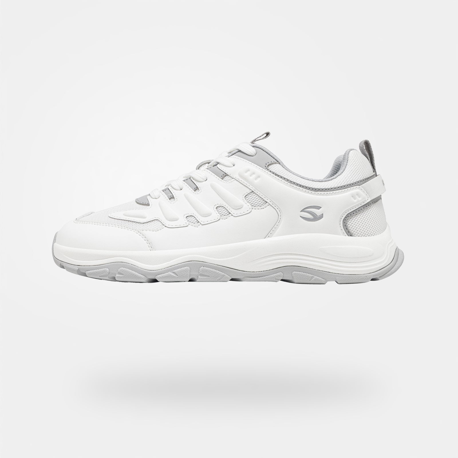 Peak - Wide Toe Sneakers