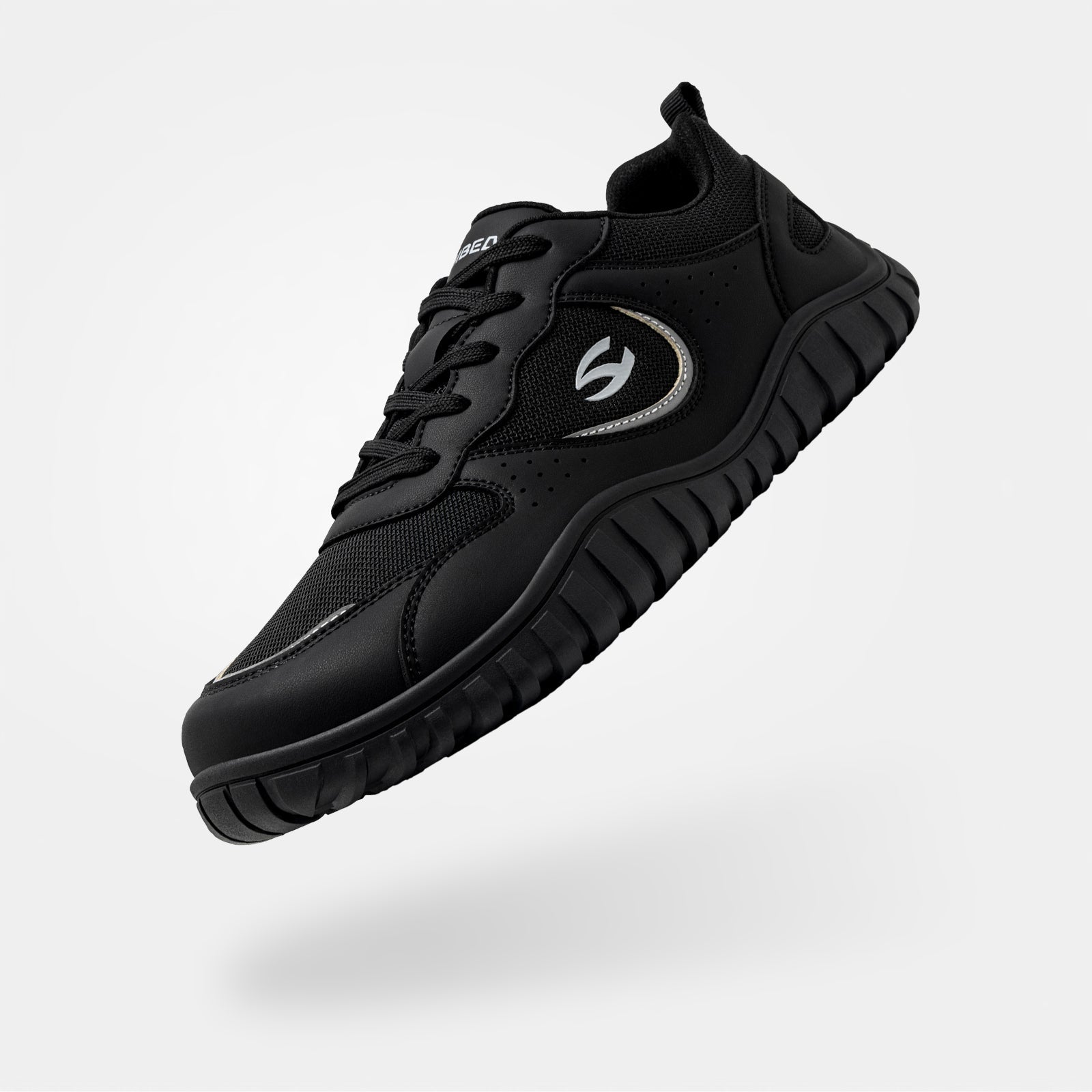 Crest - Wide Toe Sneakers